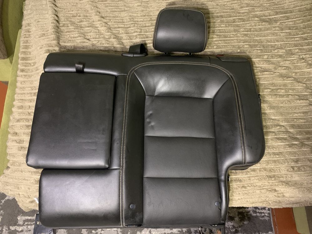 Чохол сидіння GMC Terrain SLT 2018 оббивка задній диван OEM