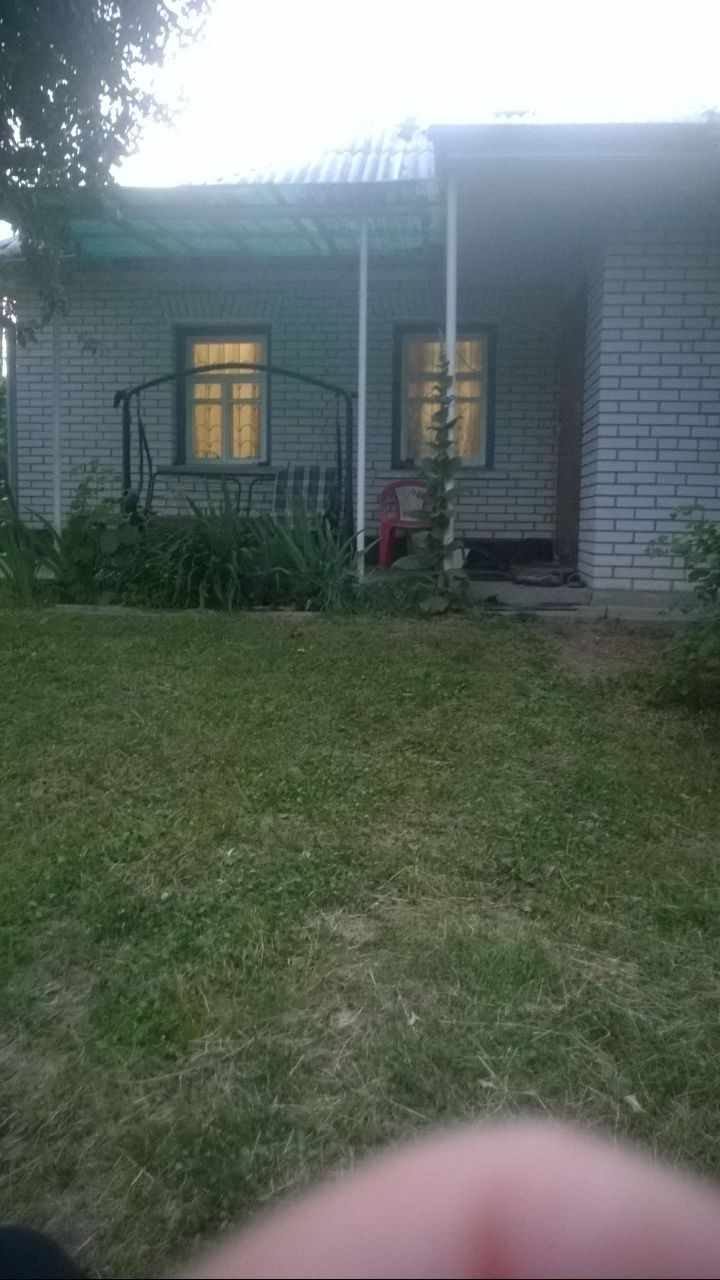 Продаж будинку в центрі села