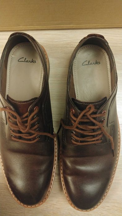 Clarks - Brązowe buty sznurowane męskie