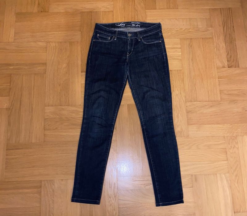 W26 L32 Levi’s jeansy Demi Curve skinny 26 Levi Strauss