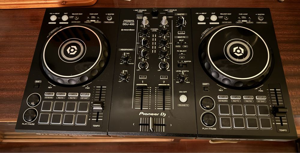 Pioneer DDJ-400 usada