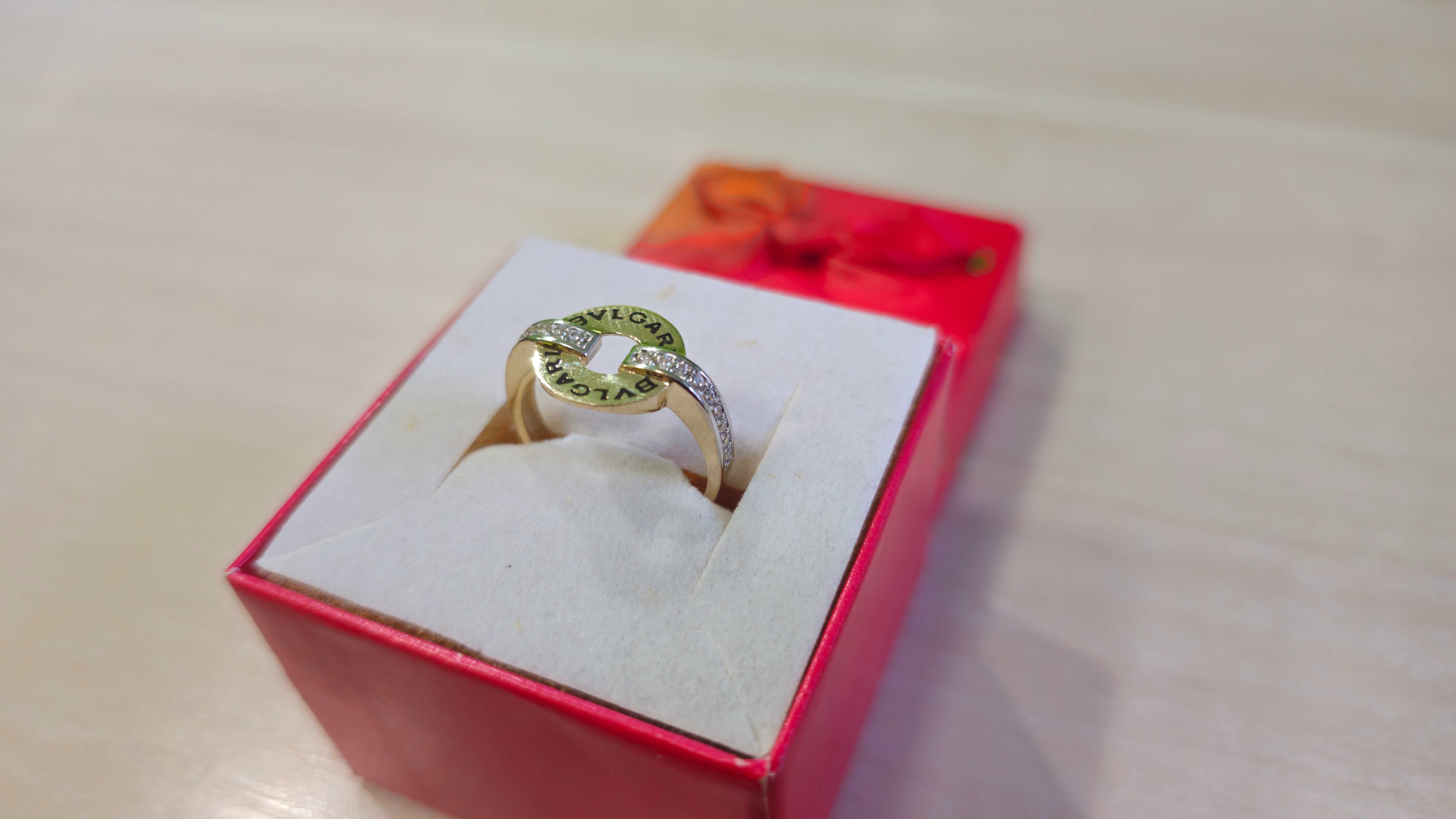 Nowy złoty pierścionek Bvlgari PR 585