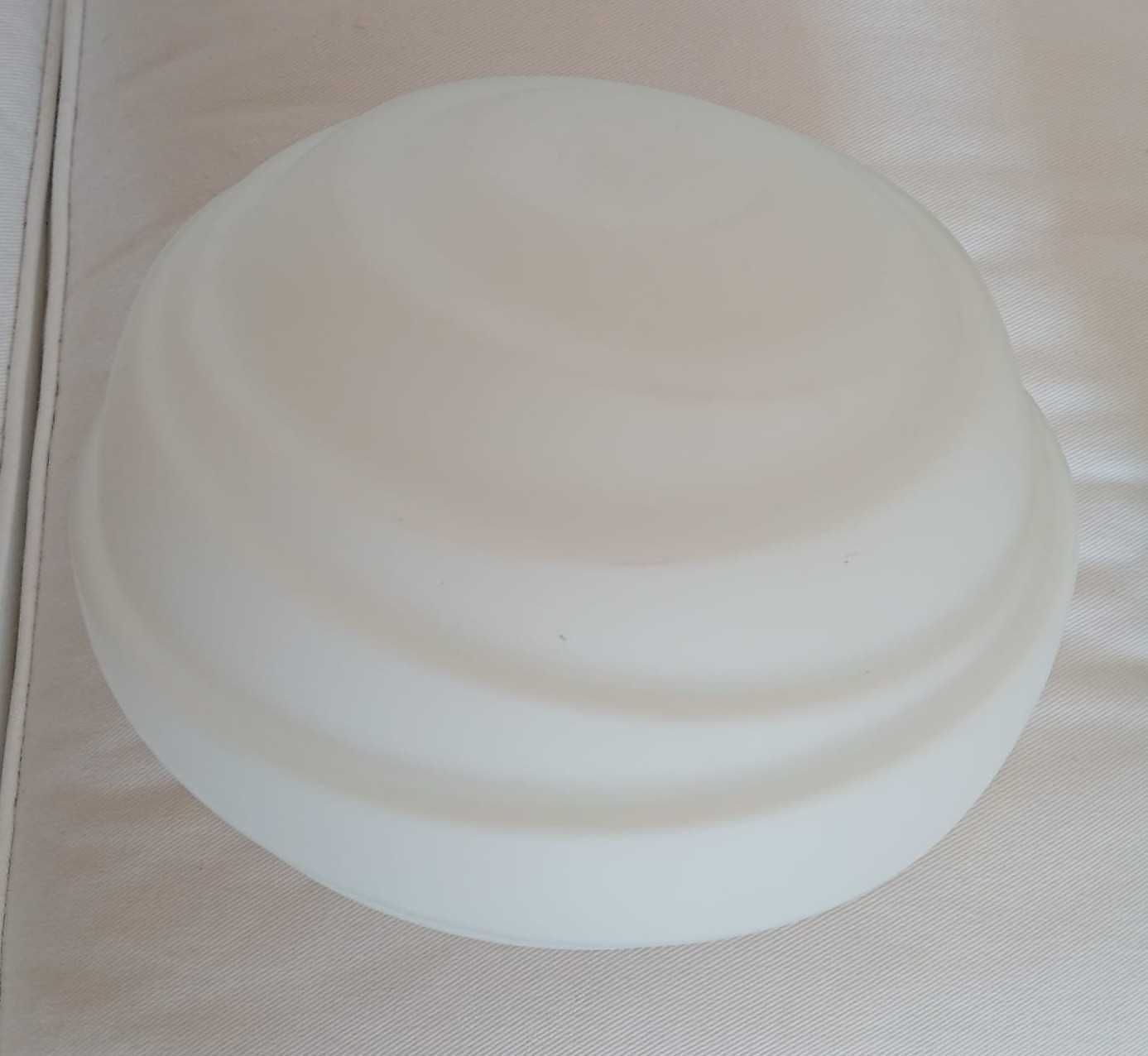 Par candeeiros tecto Suspensos Fritz Hansen atomheart Branco Opalino