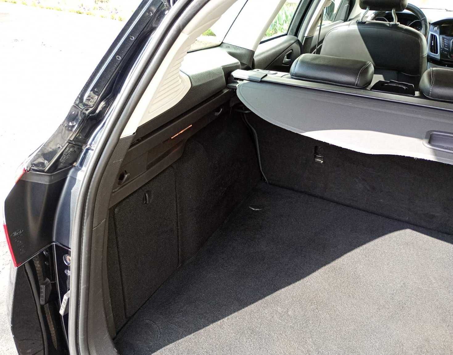 Продам FORD focus III Titanium