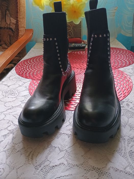 Przedam buty czarne wysokie