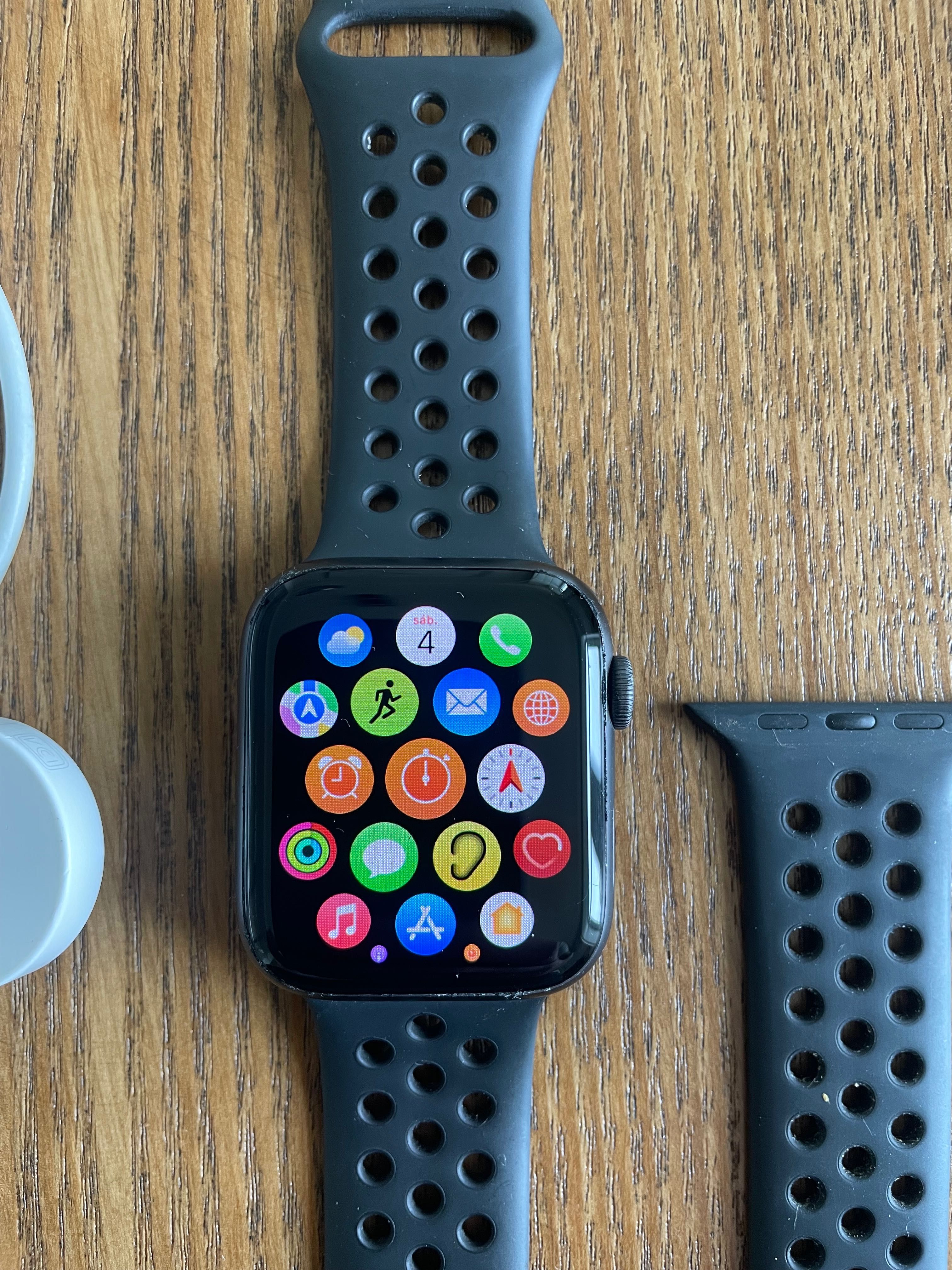 Apple Watch Serie 5 44mm Nike