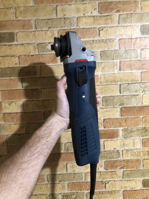 Оригінал! Болгарка - Bosch GWS 17-125 CIE. Кутова шліфмашина.