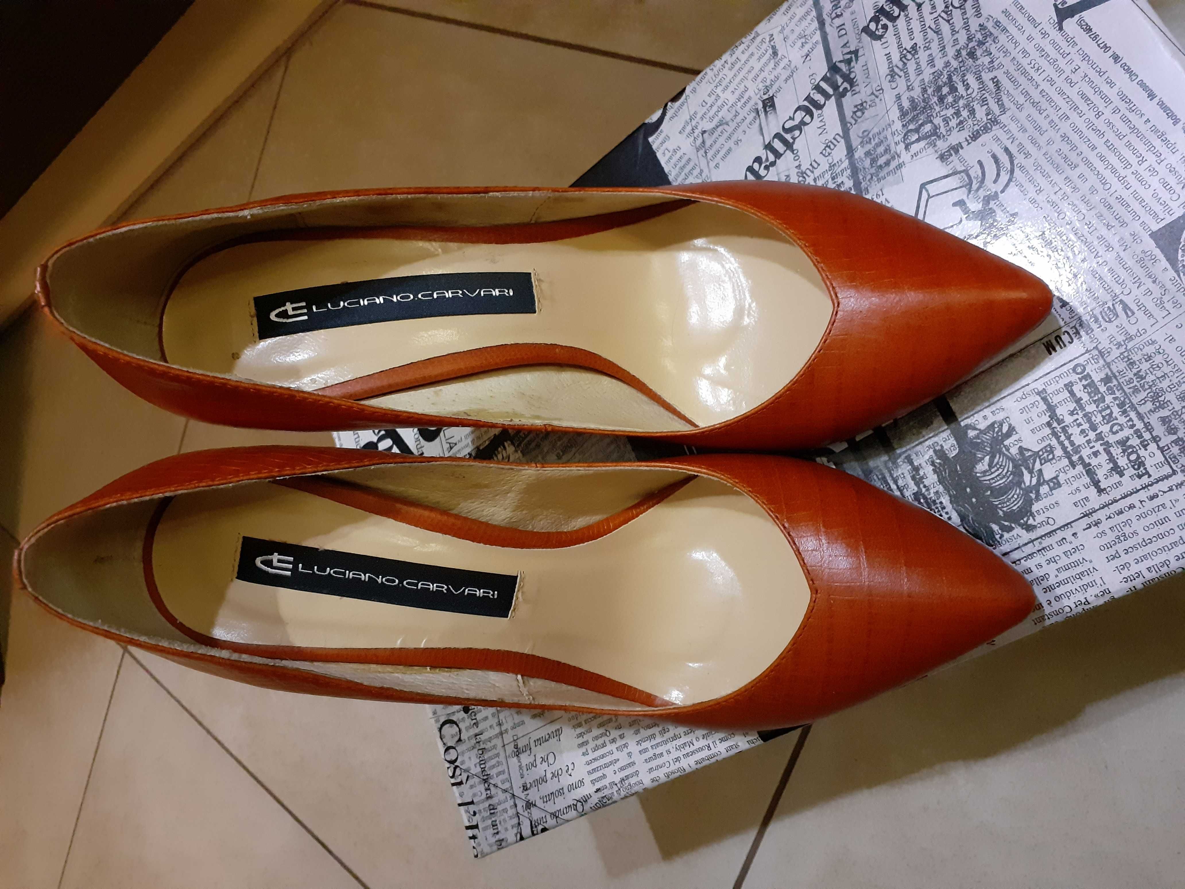 Жіночі туфлі Carvari, 35 розмір