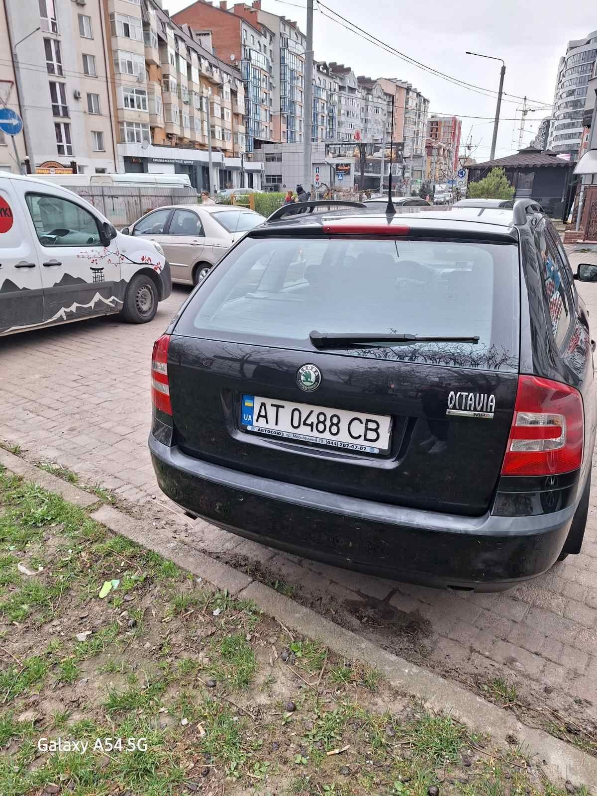 Автомобіль Skoda 2006 рік,універсал.