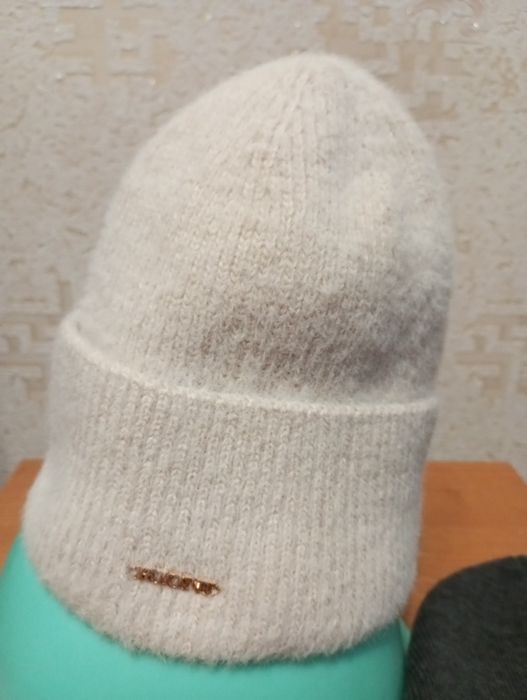 Шапки жіночі роз. 54