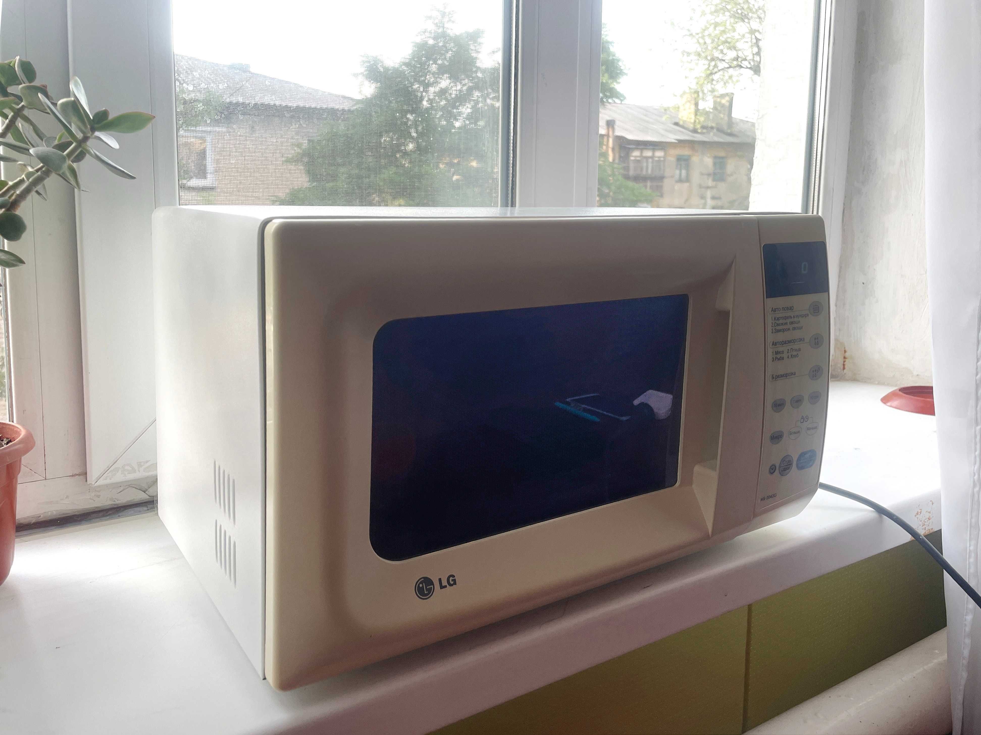 мікрохвильова піч LG 2042G/01