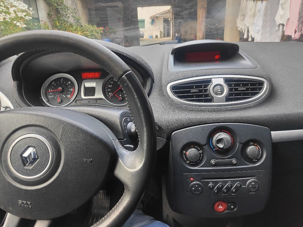 Renault Clio III 1.5 dci
