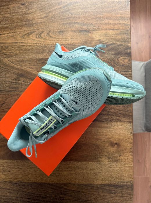 Nike Pegasus Premium