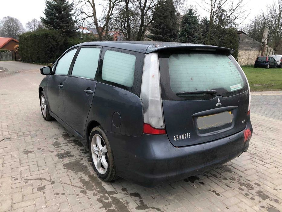 Кузов.кузовние детали для Mitsubishi Grandis