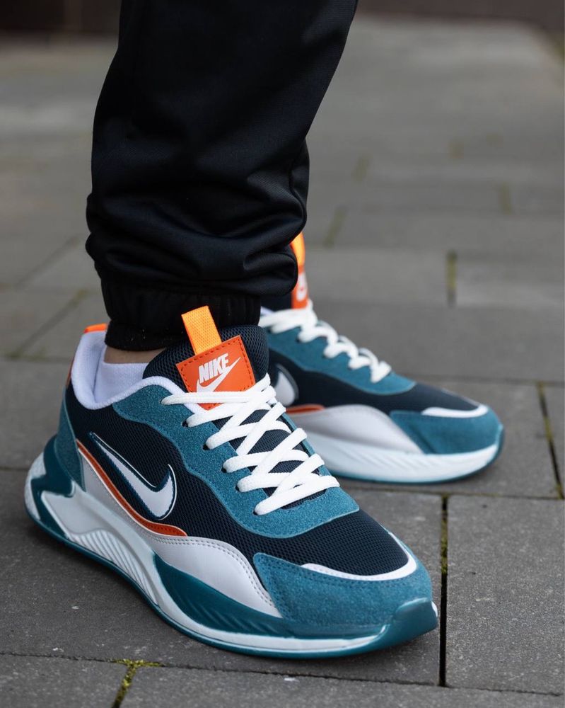 Nike Racer Multi