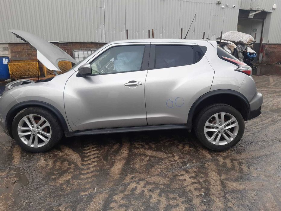 Ляда дверь серебро ниссан жук nissan juke разборка крышка багажника