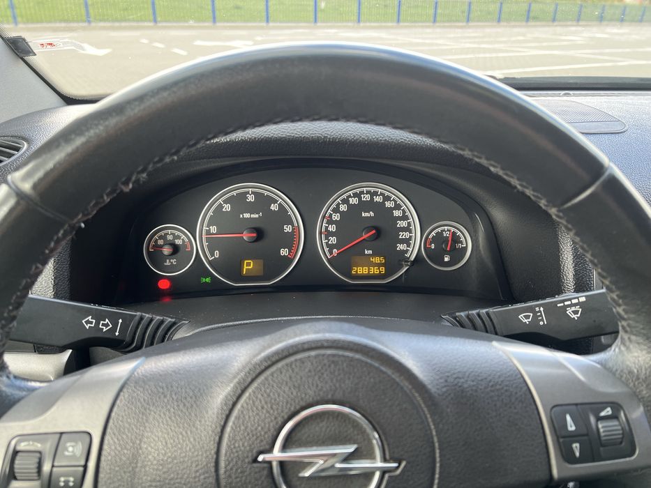 OPEI vectra 2008 р автомат