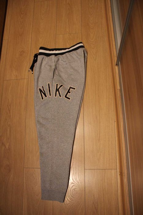 Świetne Spodnie dresowe,męskie,NIKE,roz.L,szare