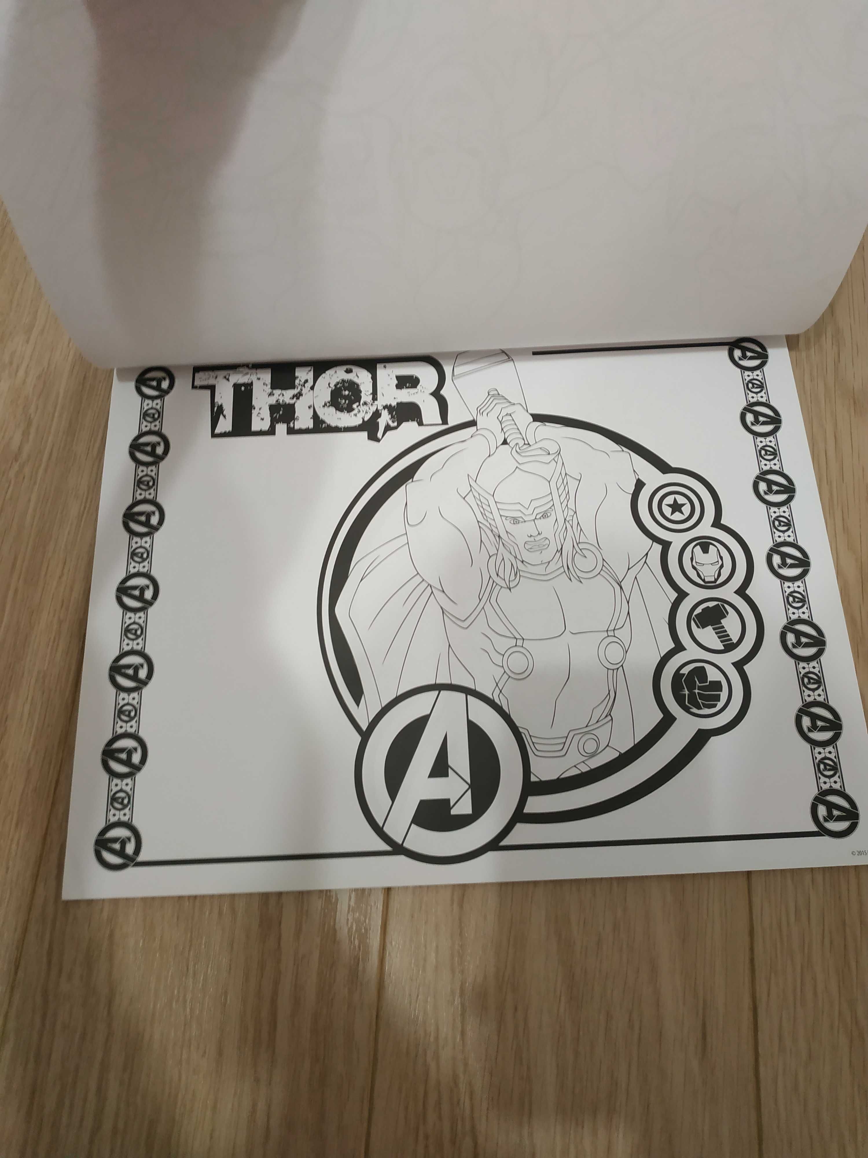 Plakaty malowanki kolorowanki AVENGERS - wielkie plakaty