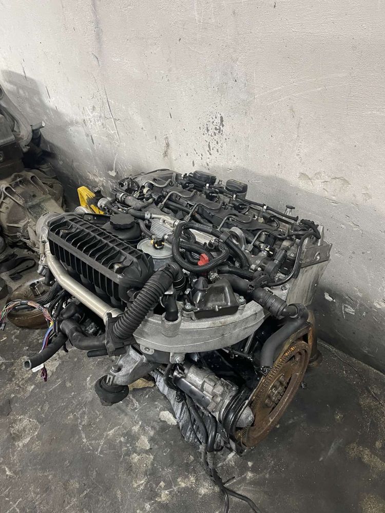 Двигун Мотор  2,7 cdi ОМ 612 Мерседес
