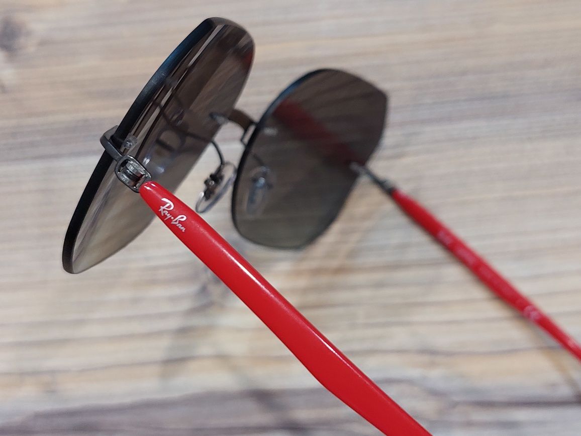 Жіночі сонцезахисні окуляри Light Ray RB -8067 від Ray Ban!