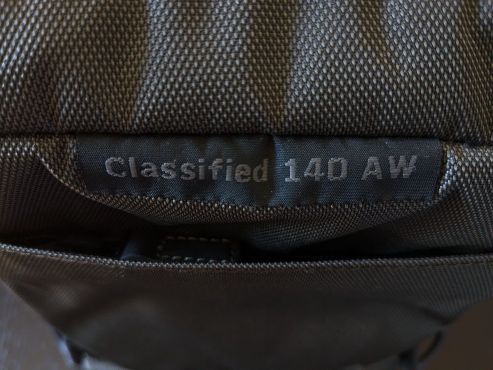 Mala saco fotografia Lowepro Classified 140 AW