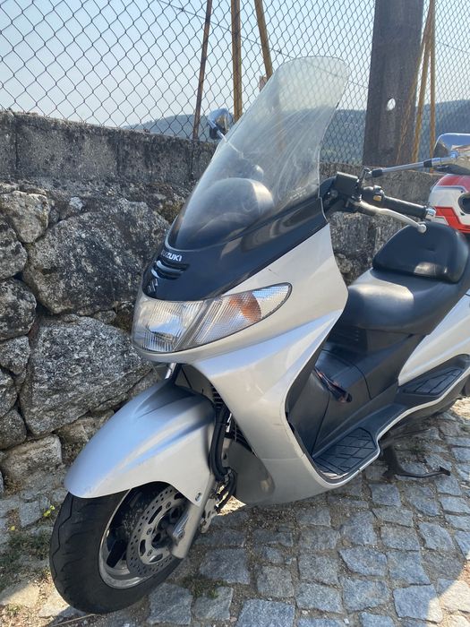 Suzuki Burgman 250