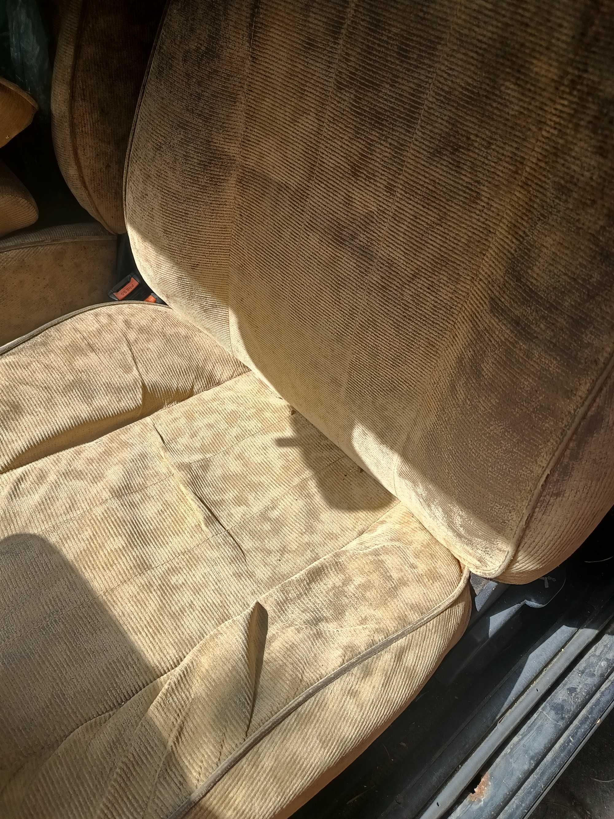 Uwaga !!! Oryginalny włoski Fiat Uno I wersja SX Rezerwacja do soboty.