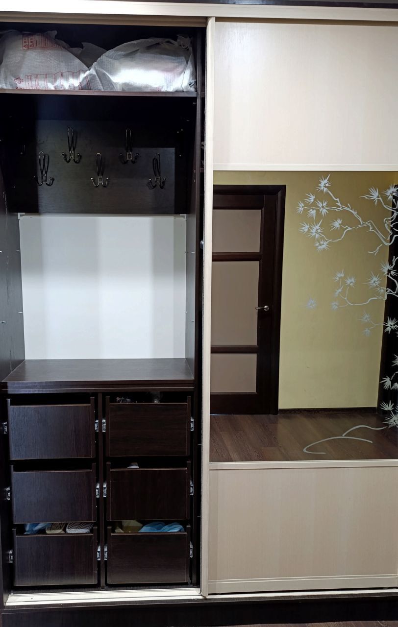 Прихожа вітальня