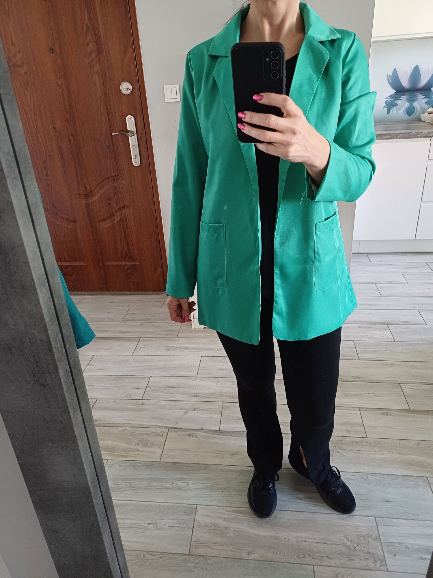 Zielona marynarka, żakiet, krój oversize, rozmiar S