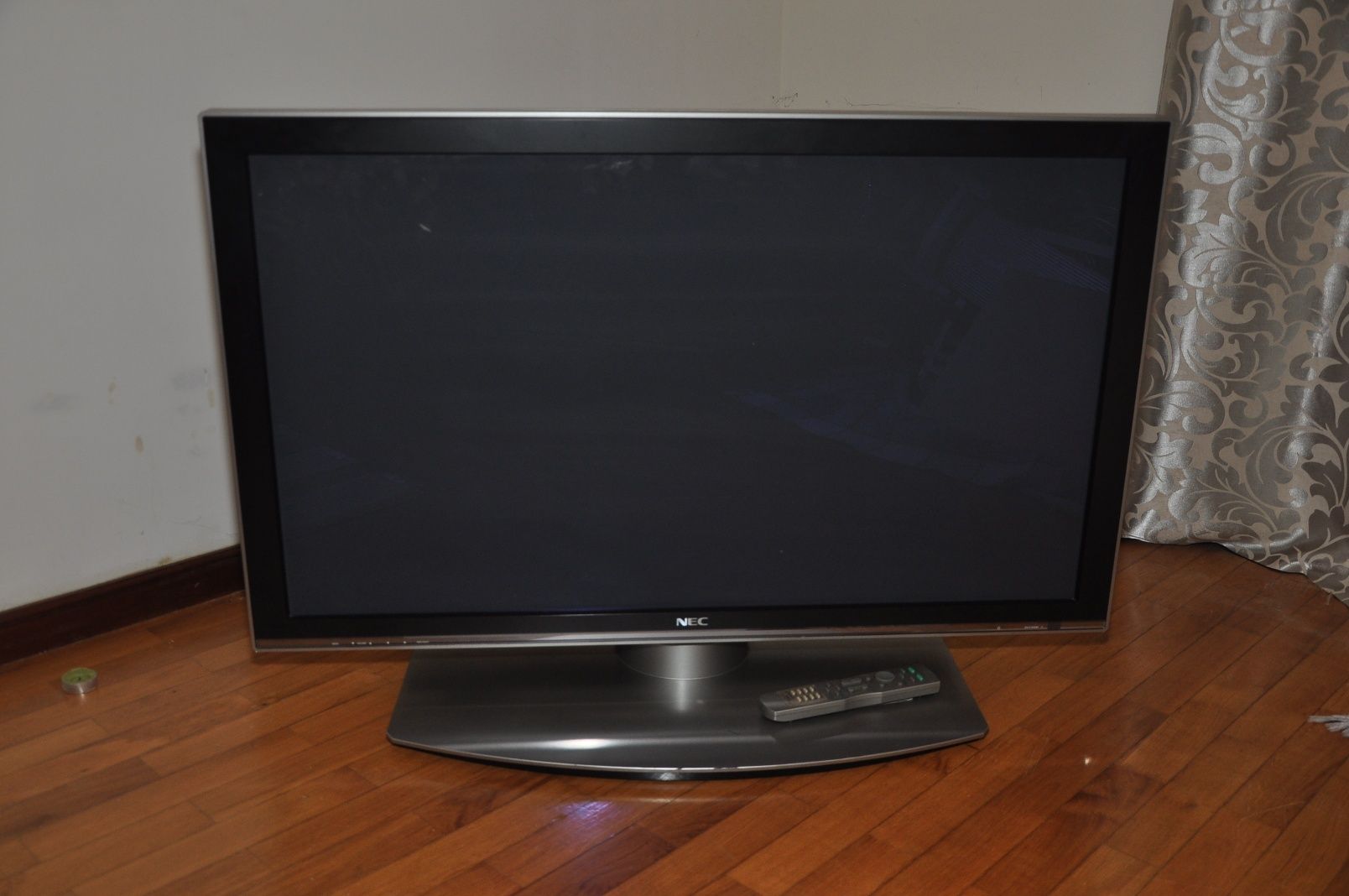 Plasma Monitor NEC MODELO M PX-42XR4G