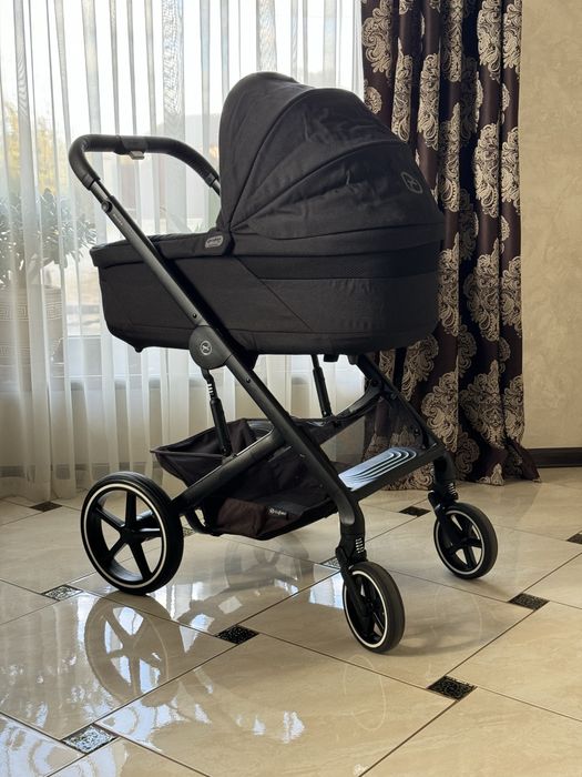 Коляска Cybex Balios S Lux Moon Black