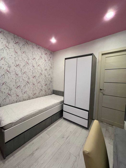 "Три кімнати щастя і затишку»