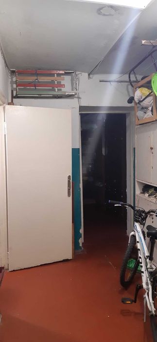 Продається кімната р-н 700 річчя