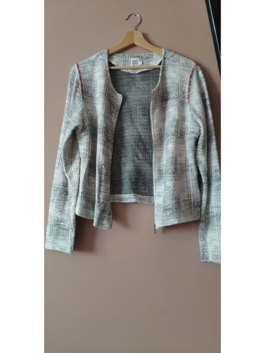 Materiałowa bluza/kamizelka/ marynarka - taka niby lekka kurteczka