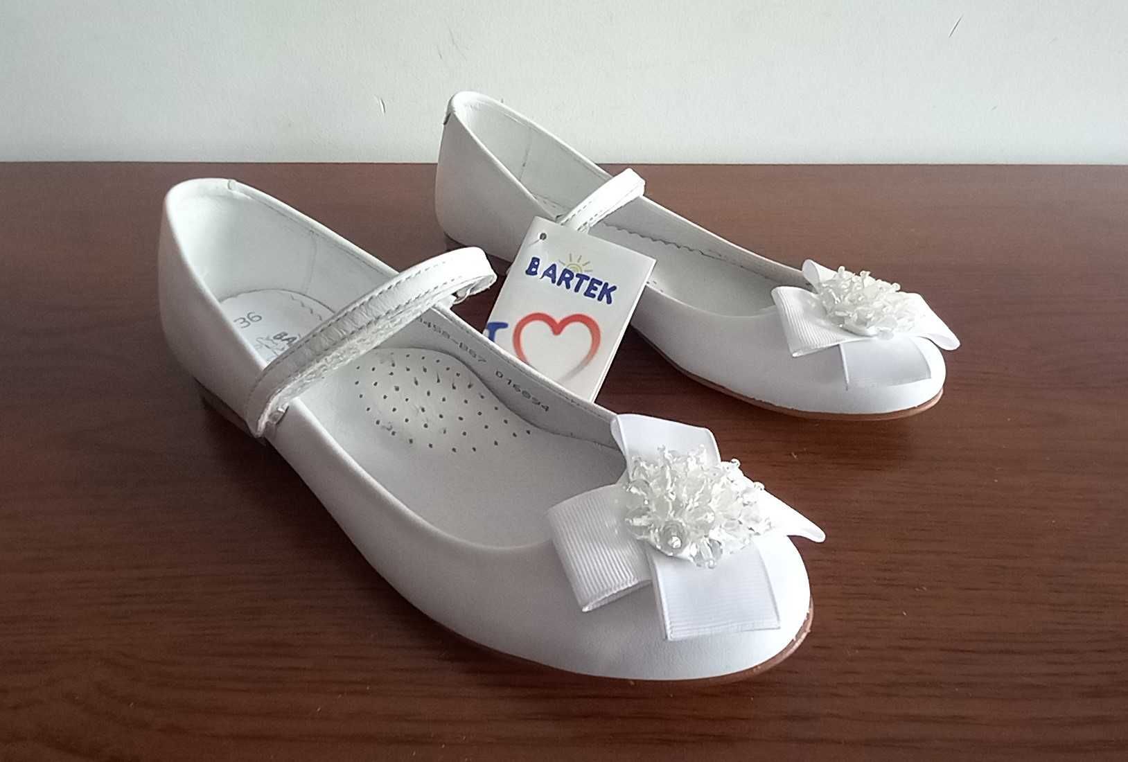 Buty na komunię Baleriny Bartek Czółenka Białe