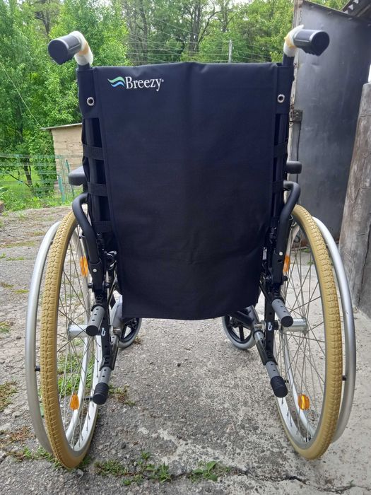 Інвалідна коляска Breezy