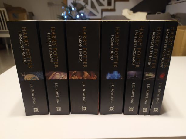 Absurdalnie drogi zestaw Harry Potter 1-7 edycja czarna
