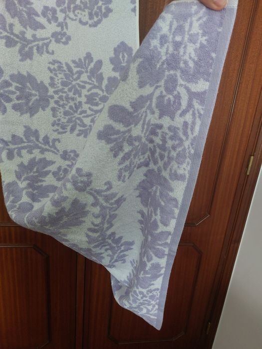 Toalha de banho nova