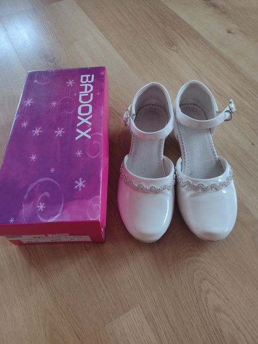 Buty białe-komunijne  r 35