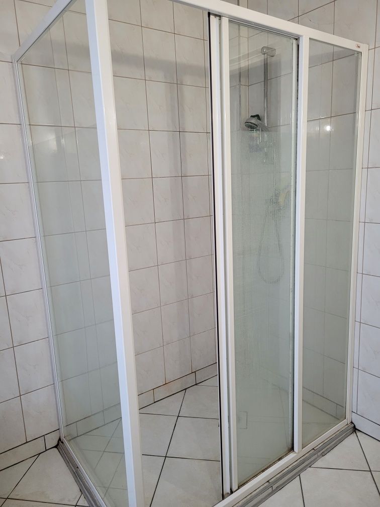 Kabina prysznicowa narożna 130 x 90