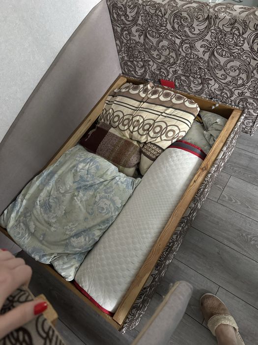 Продам диван-ліжко (софа)