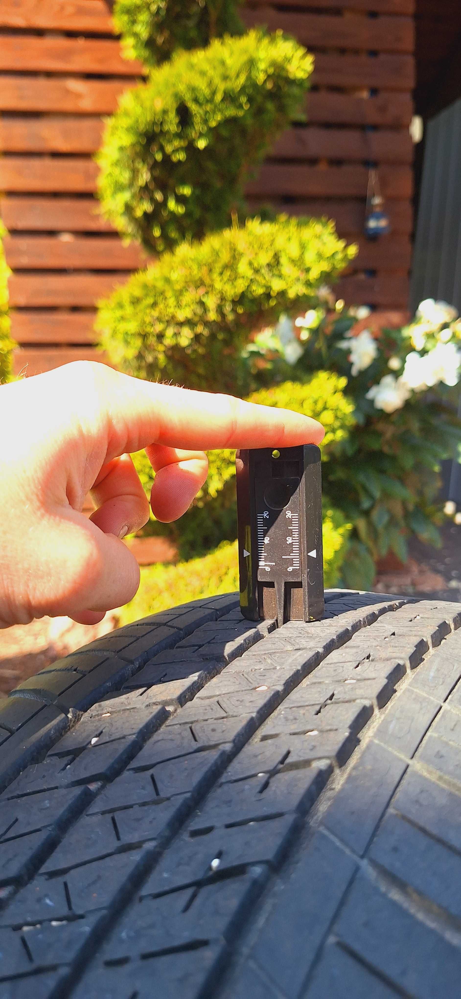 Bridgestone Ecopia H-L 422 Plus