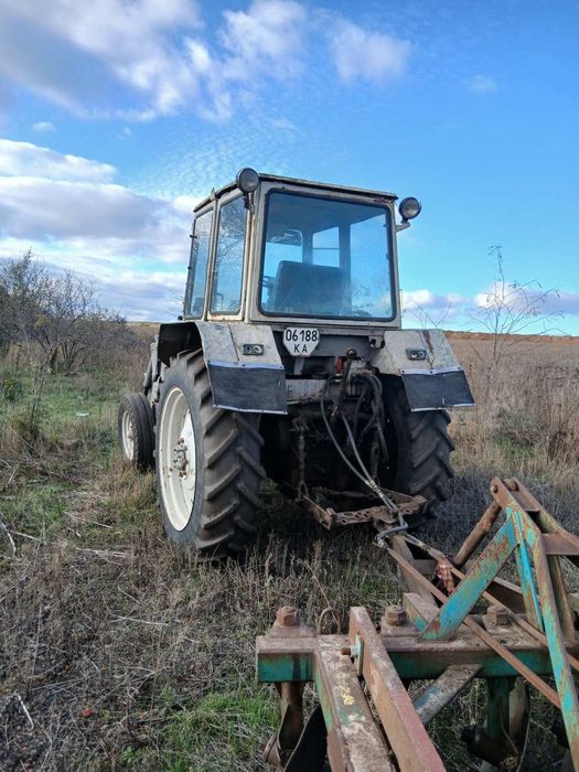 Продам трактор ЮМЗ - 6