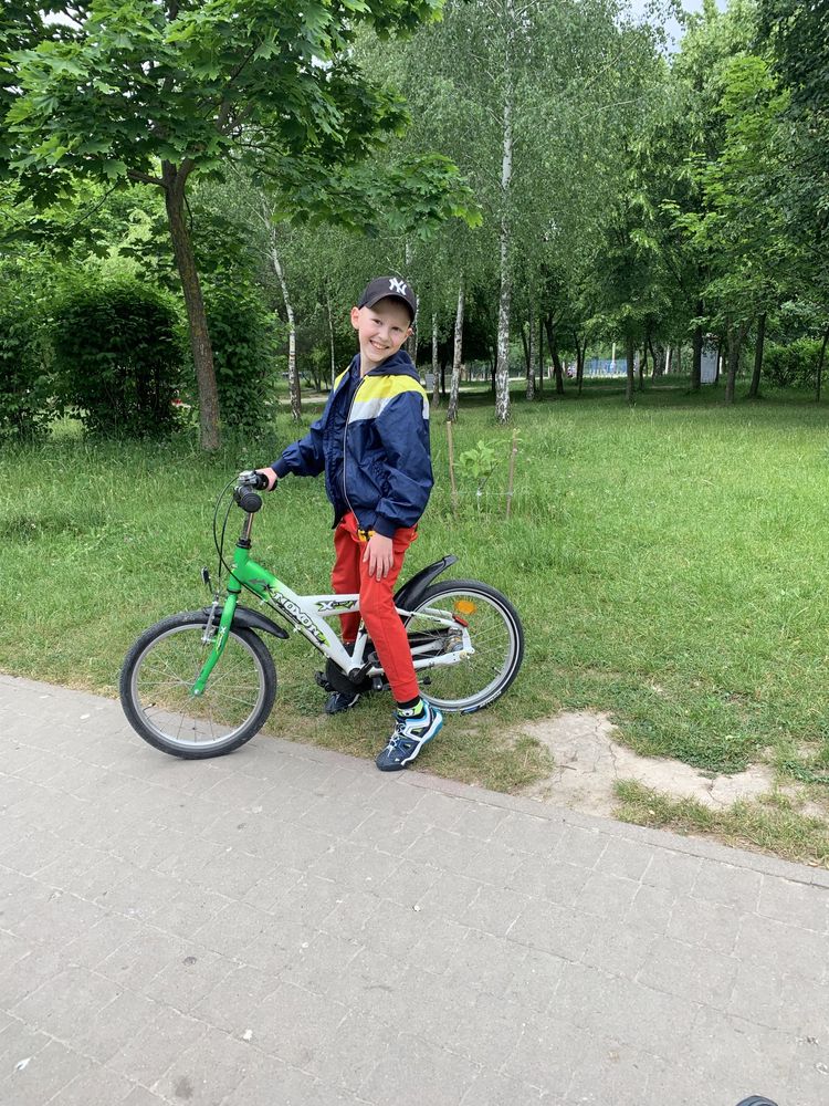 Велосипед дитячий алюміній 18 колеса вік 4-6 років
