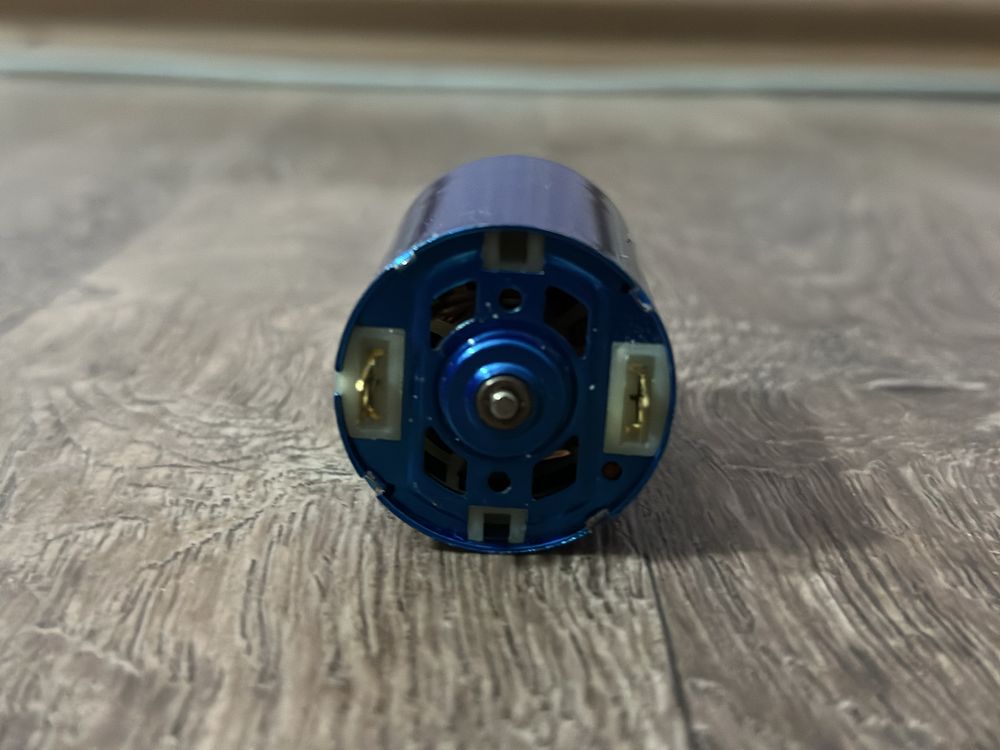 Двигатель (мотор) RS550