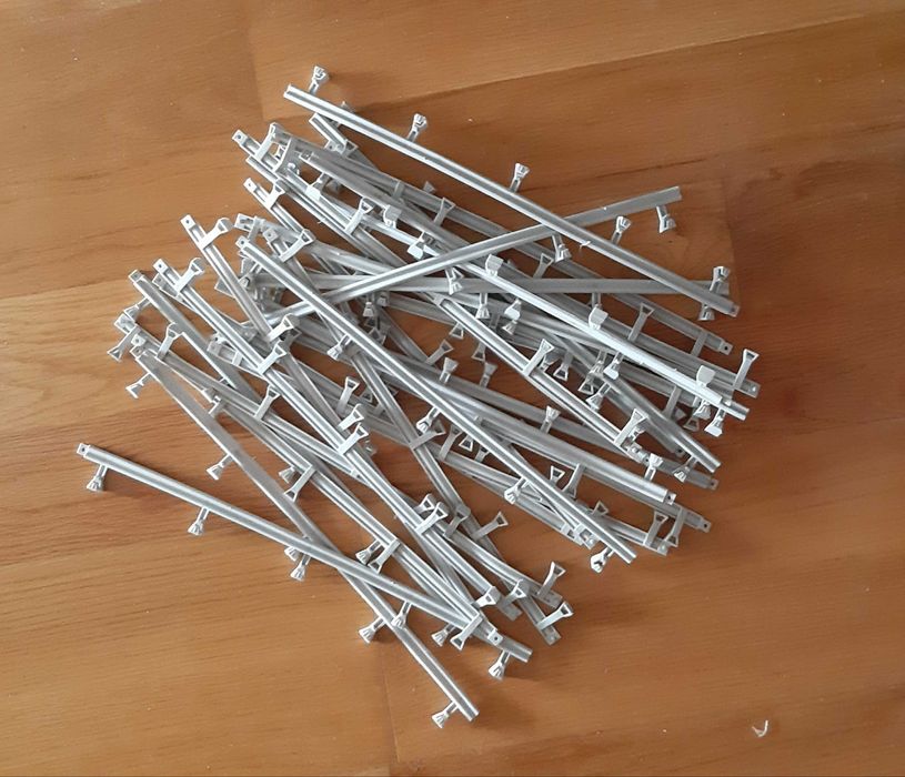 Scalextric Lote de 35 Cercas Vedações Cinzentas