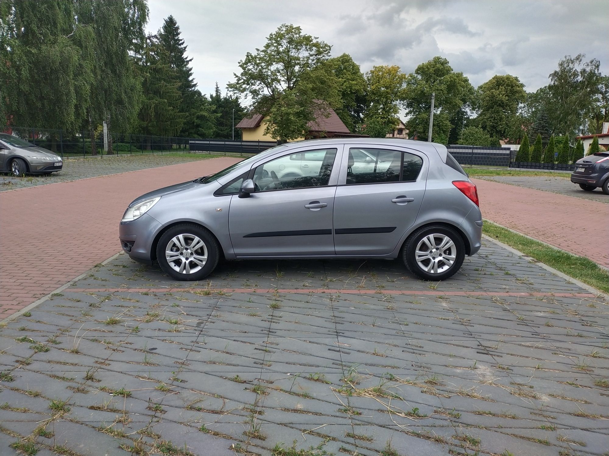 Opel Corsa D 1.2i 16V 80KM * KLIMA * 5 Drzwi * Aluski * 2010r