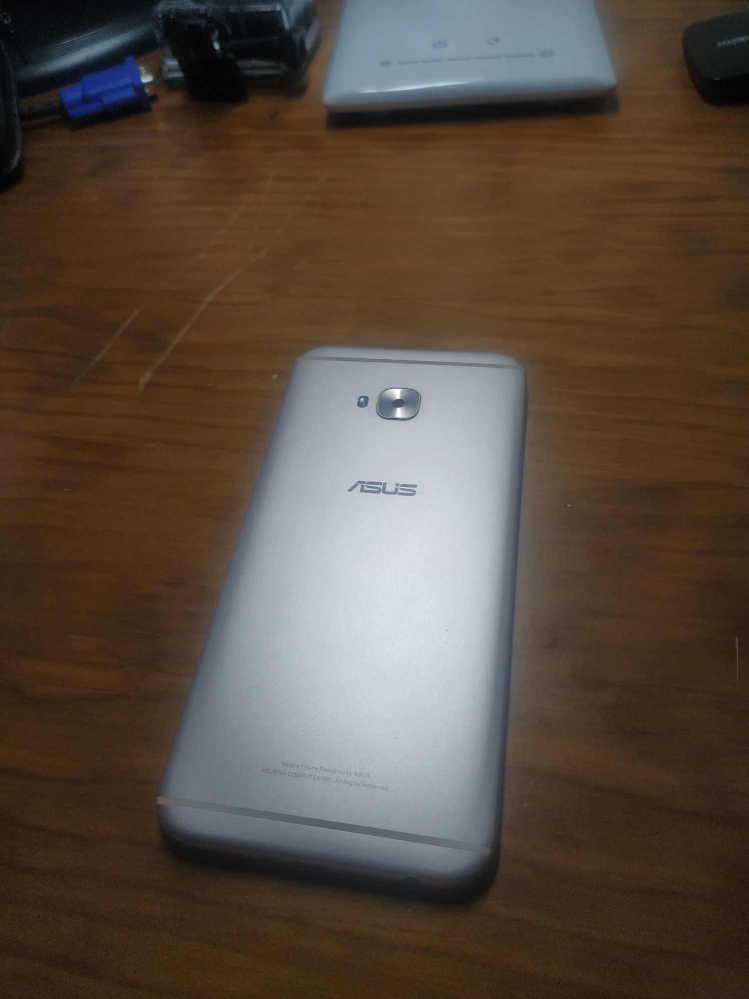 Asus selfiepro4 como novo