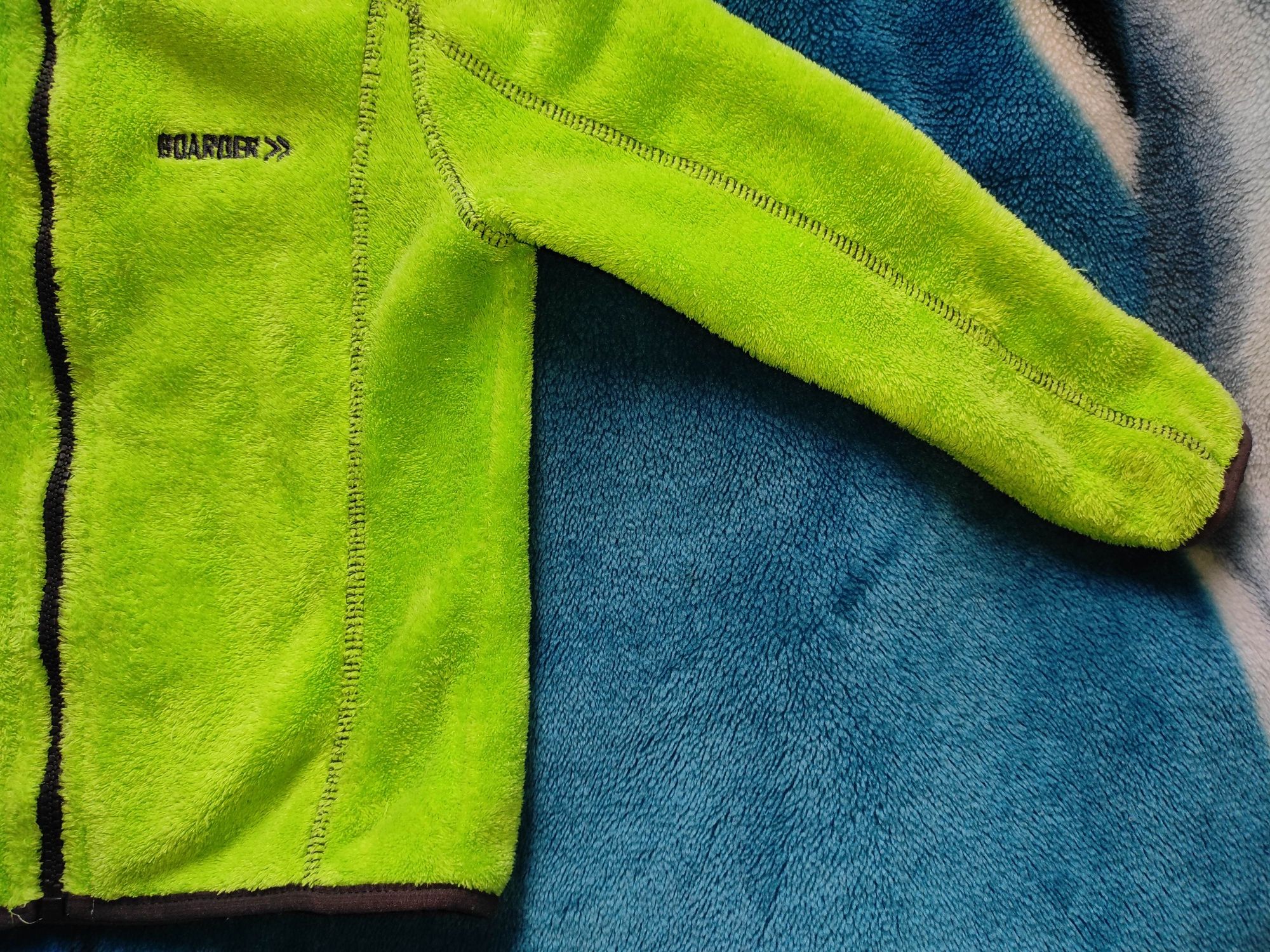 Bluza zielona pluszowa r. 98/104